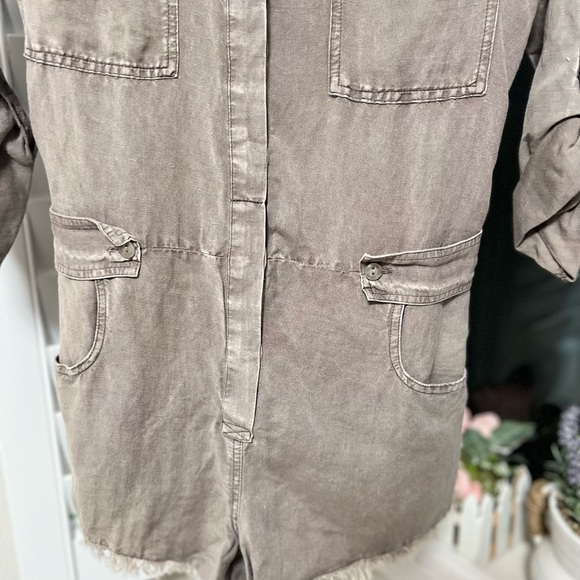 Young Fabulous & Broke - Picture 9 of 13